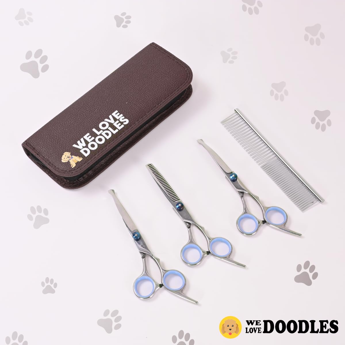 We Love Doodles thinning dog scissor blade for light blending.