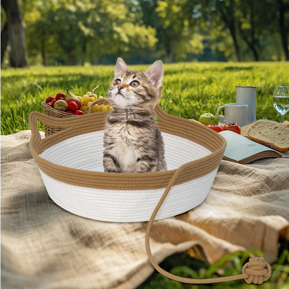 WEAVELYRICS round pet bed suited for sofas or beds