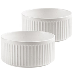 Wellbro silicone-base dog bowl provides slip-free meals and floor protection