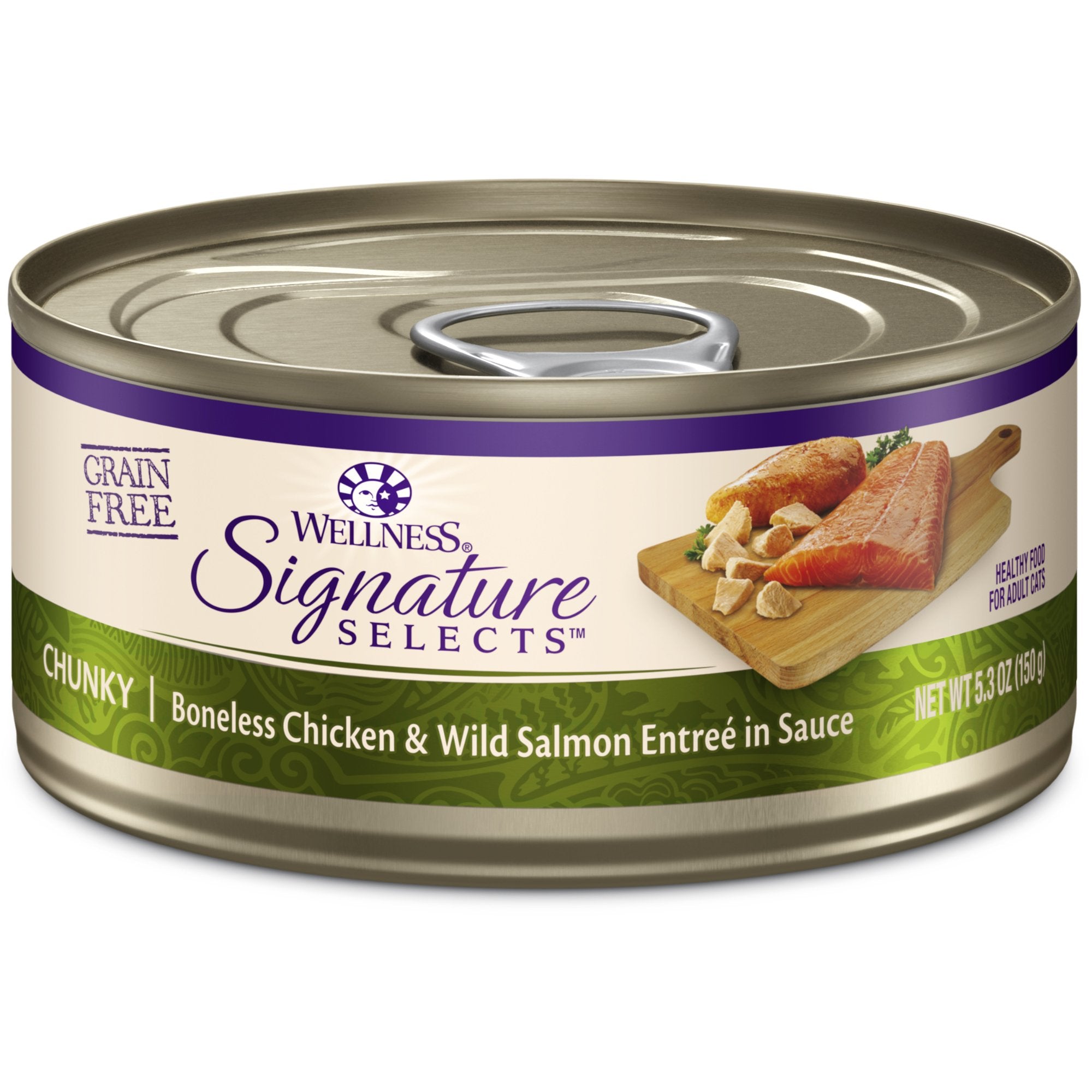 Wellness CORE Signature Selects chunky chicken and salmon can close-up, protein-rich and grain-free.