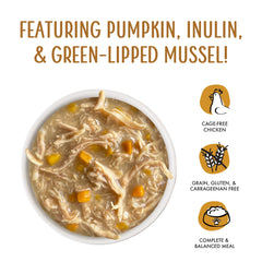Gravy splash from Weruva Senior Cat Food chicken in gravy 3oz can emphasizes appetizing aroma and flavor.