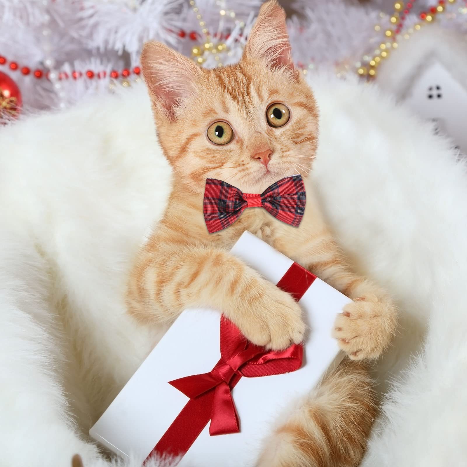 Wesiti leaves pattern bow tie, adds cute flair to walks