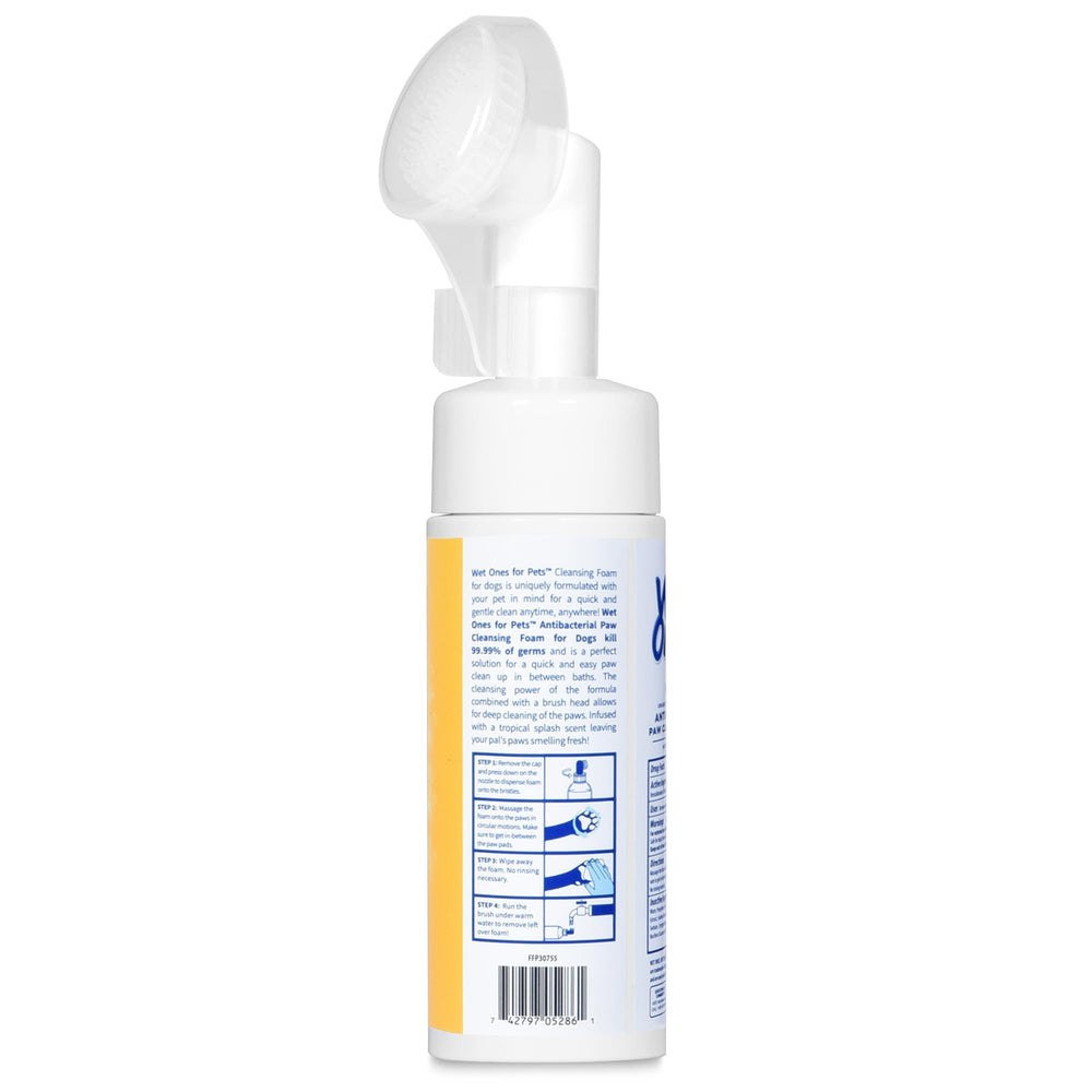 Wet Ones for Pets targeted mess control keeps floors cleaner after outdoor play