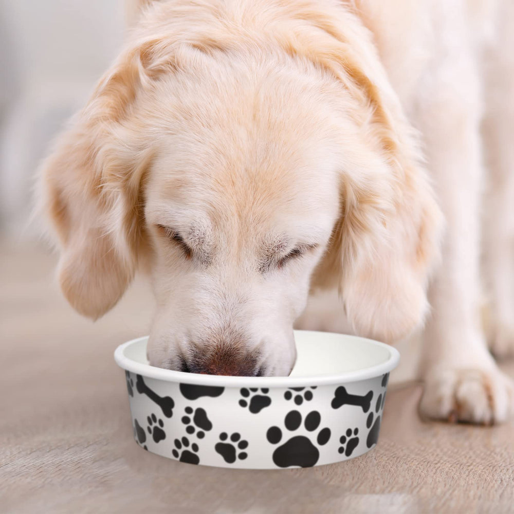 Lightweight paper bowls by Whaline for quick disposables