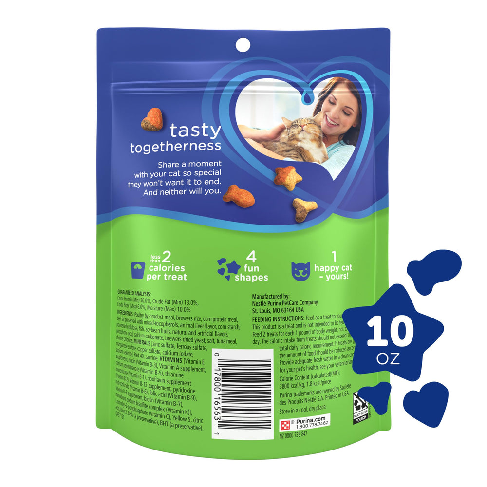 10 oz pouch of Whisker Lickin's tuna treats, easy to store.