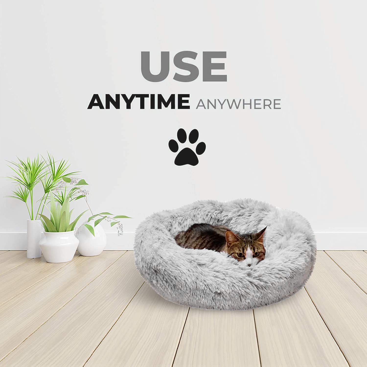 Whiskers & Friends machine washable bed for easy care and upkeep.