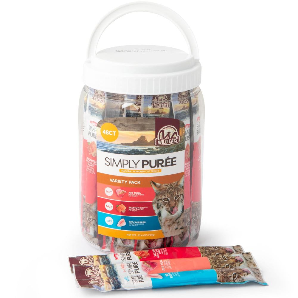 Wild Eats Simply Puree Variety tub display, ideal for daily rewards.