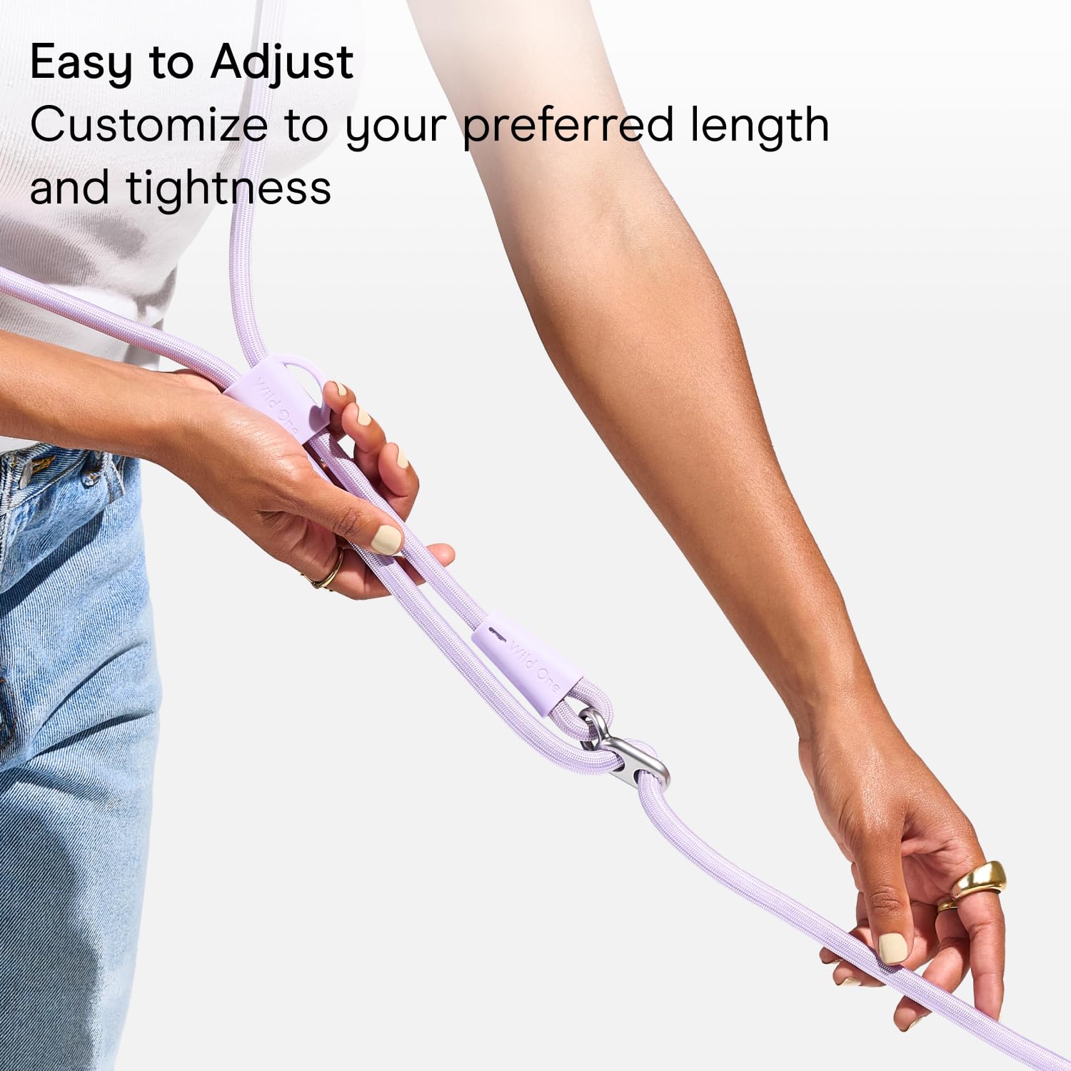 Wild One leash in spruce color pairs with other gear for coordinated style.