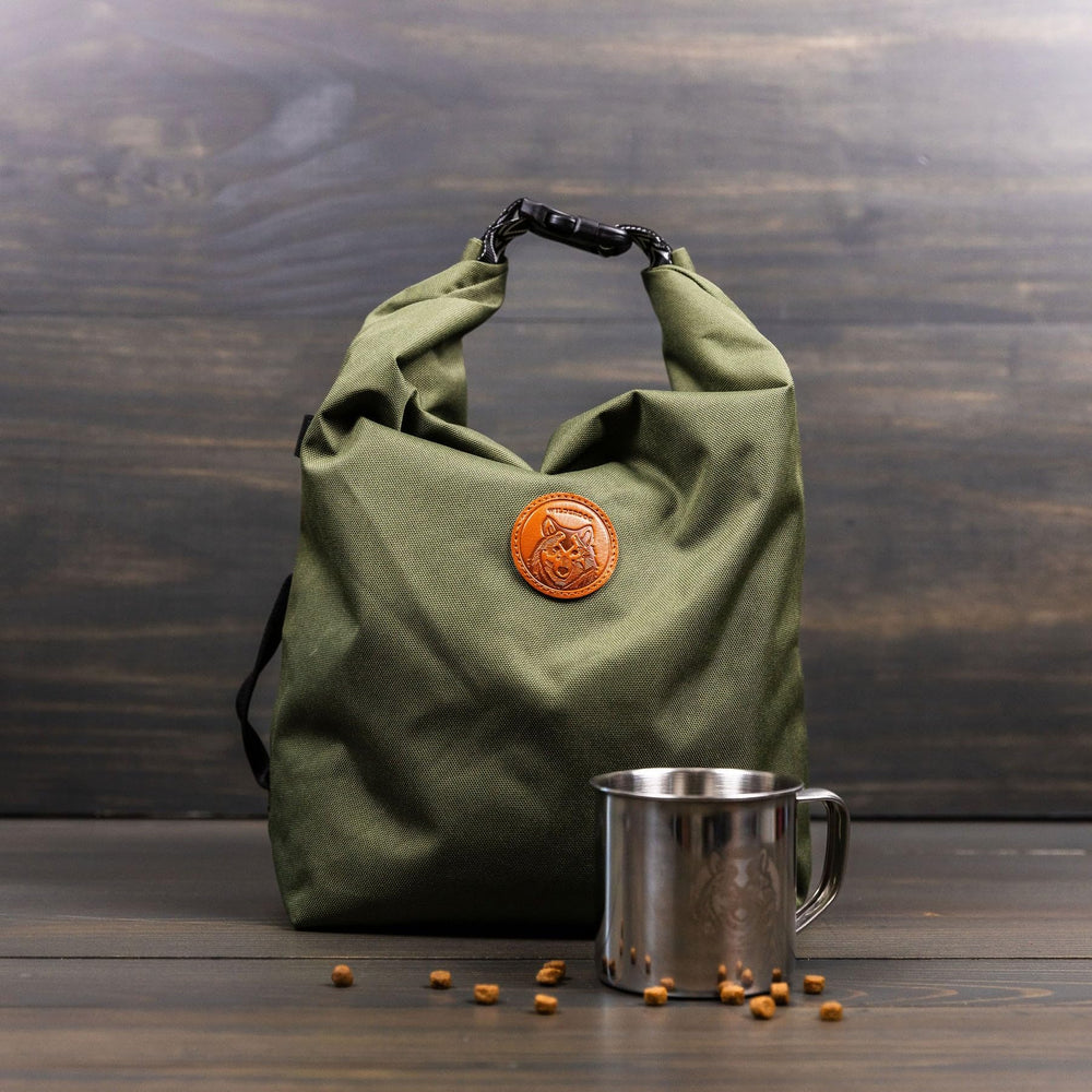 Wilderdog Doggie Bag flat dimensions for portable storage.