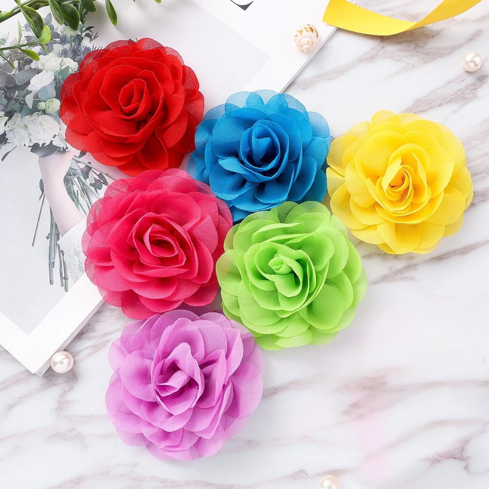 Willbond cat collar flowers colorful design boosts pet cuteness.