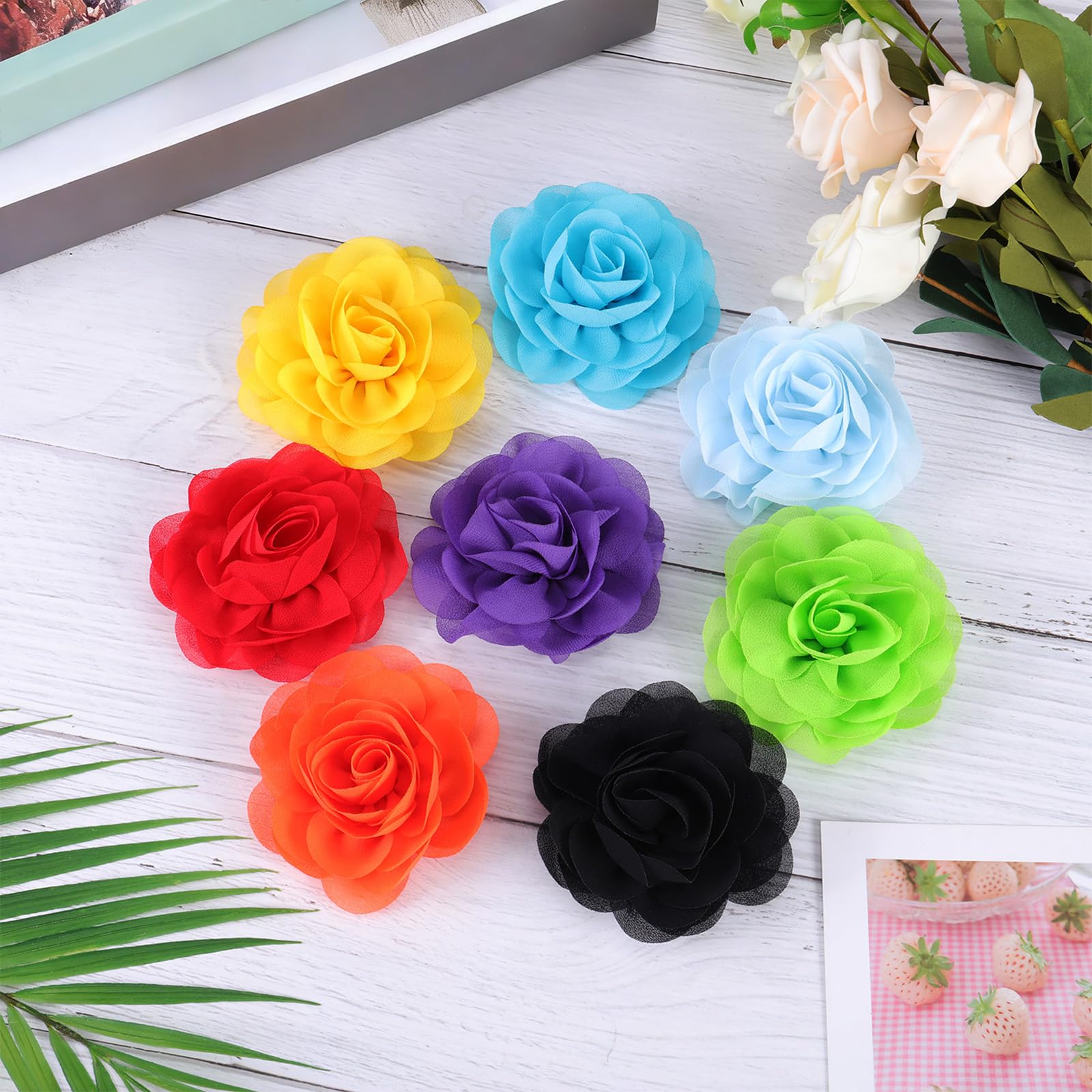 Willbond dog collar flowers elastic band fits most collars securely.