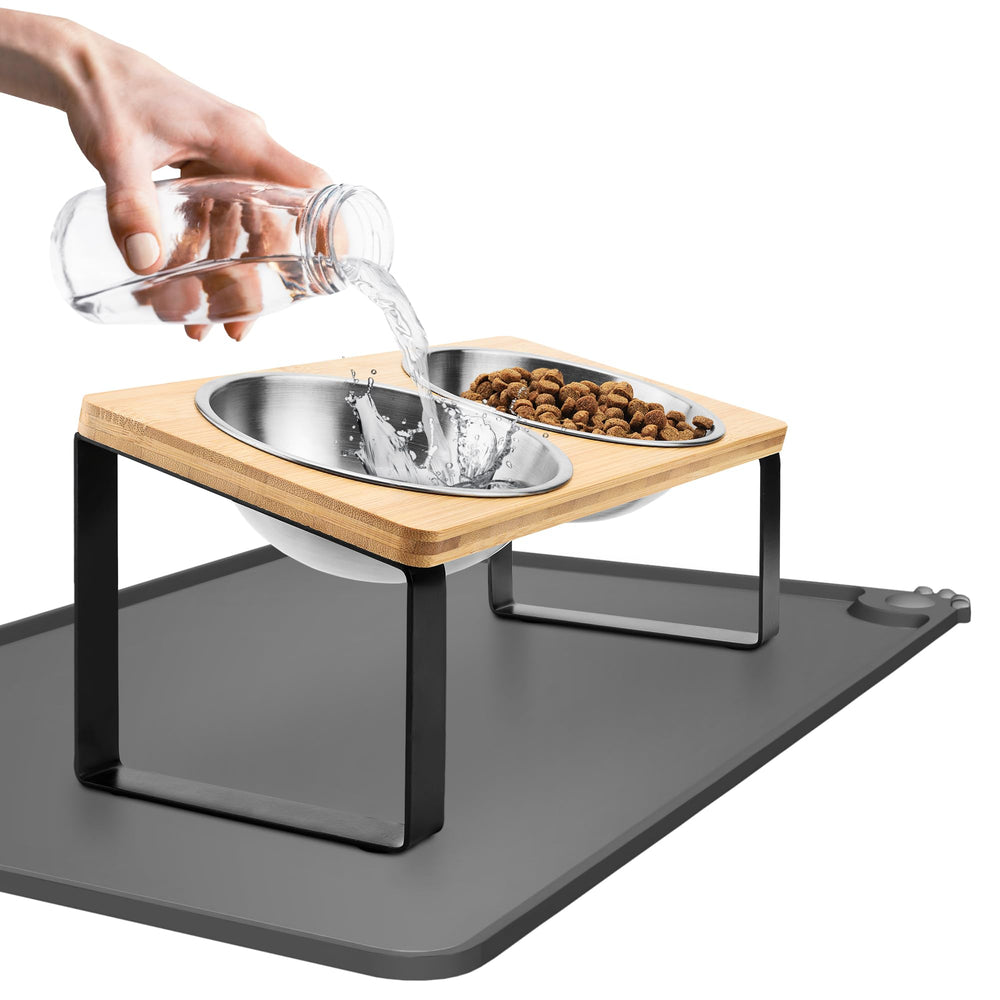 WinTruffles raised cat bowls tilted 17° for comfortable meals and reduced neck strain.