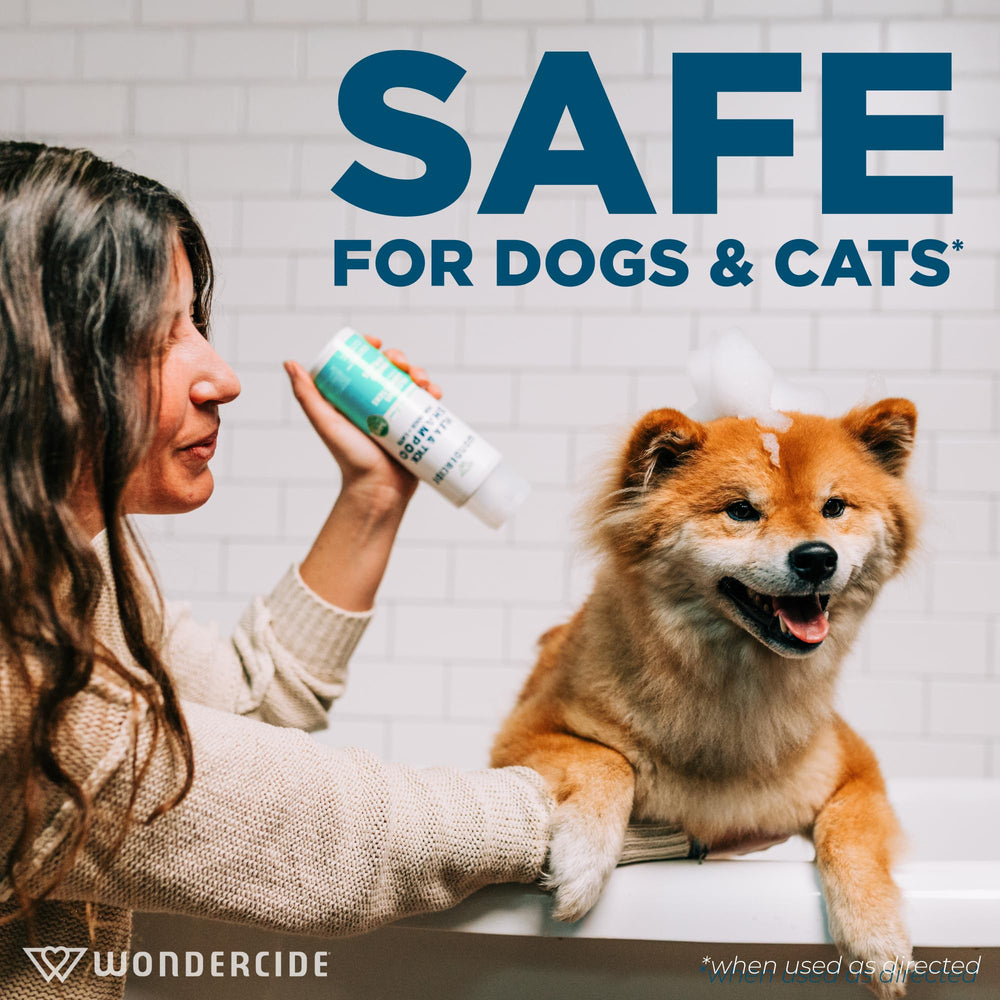 Wondercide flea and tick shampoo cedarwood label close-up.