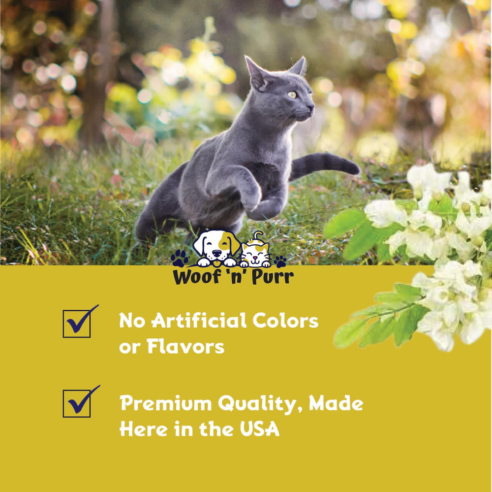 Woof 'n' Purr chicken-flavor formula appeals to picky eaters.