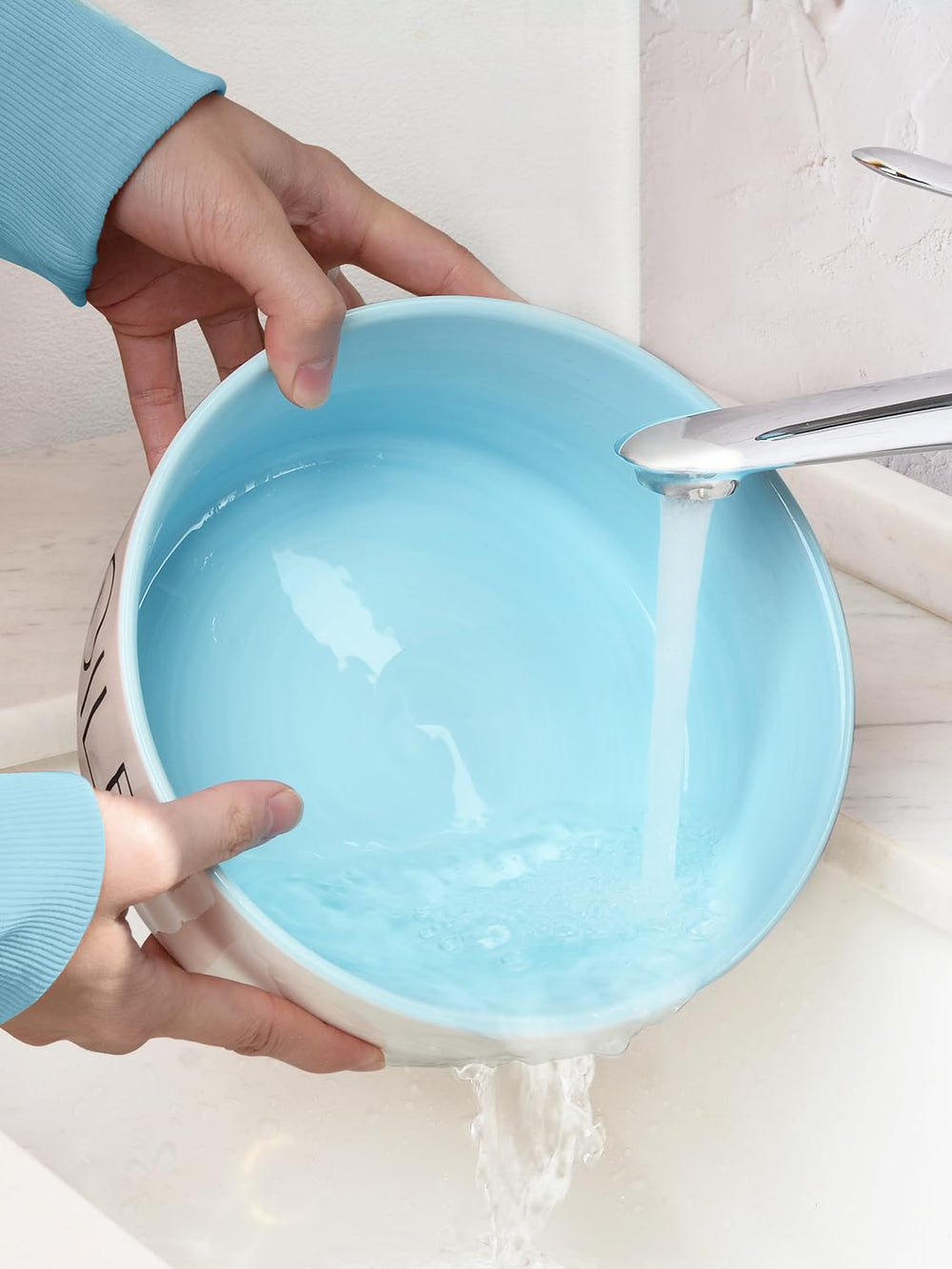 WoofinPets-unglazed-bottom-non-slip-bowl resists sliding on slick floors.