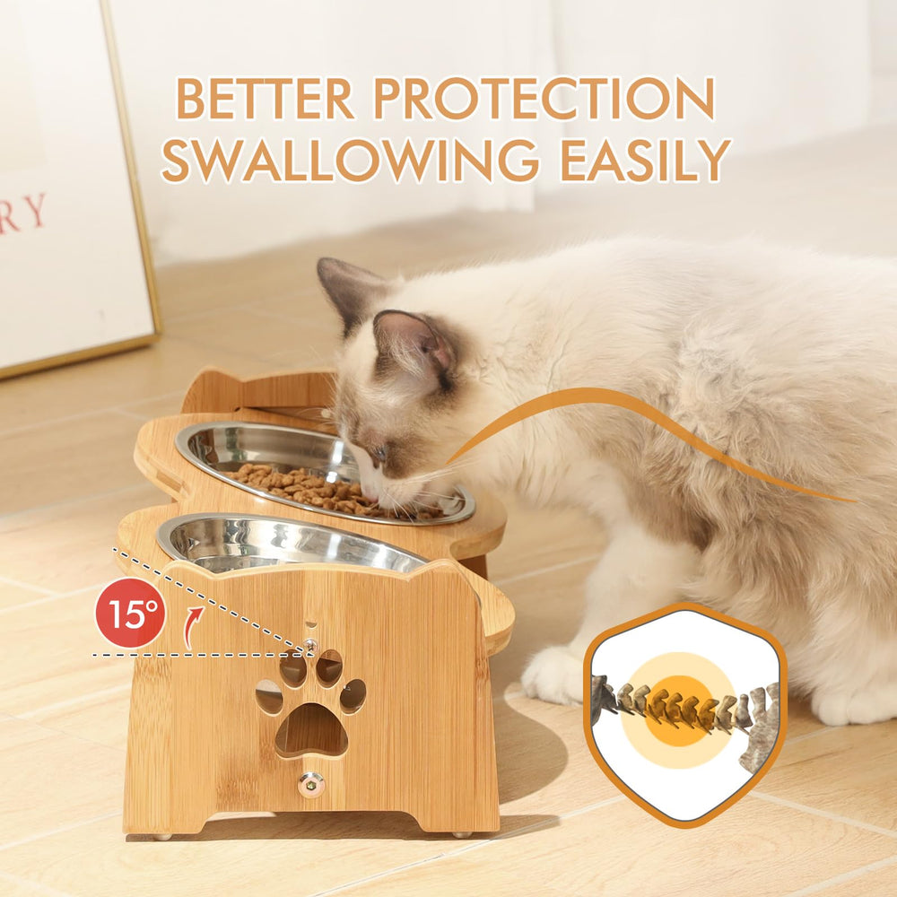 X-ZONE PET suitable for small dogs and cats during meals.