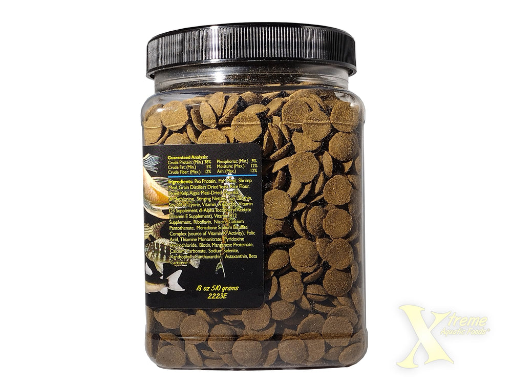 Xtreme Scrapers Wafers sinking action shown fueling catfish and plecos.