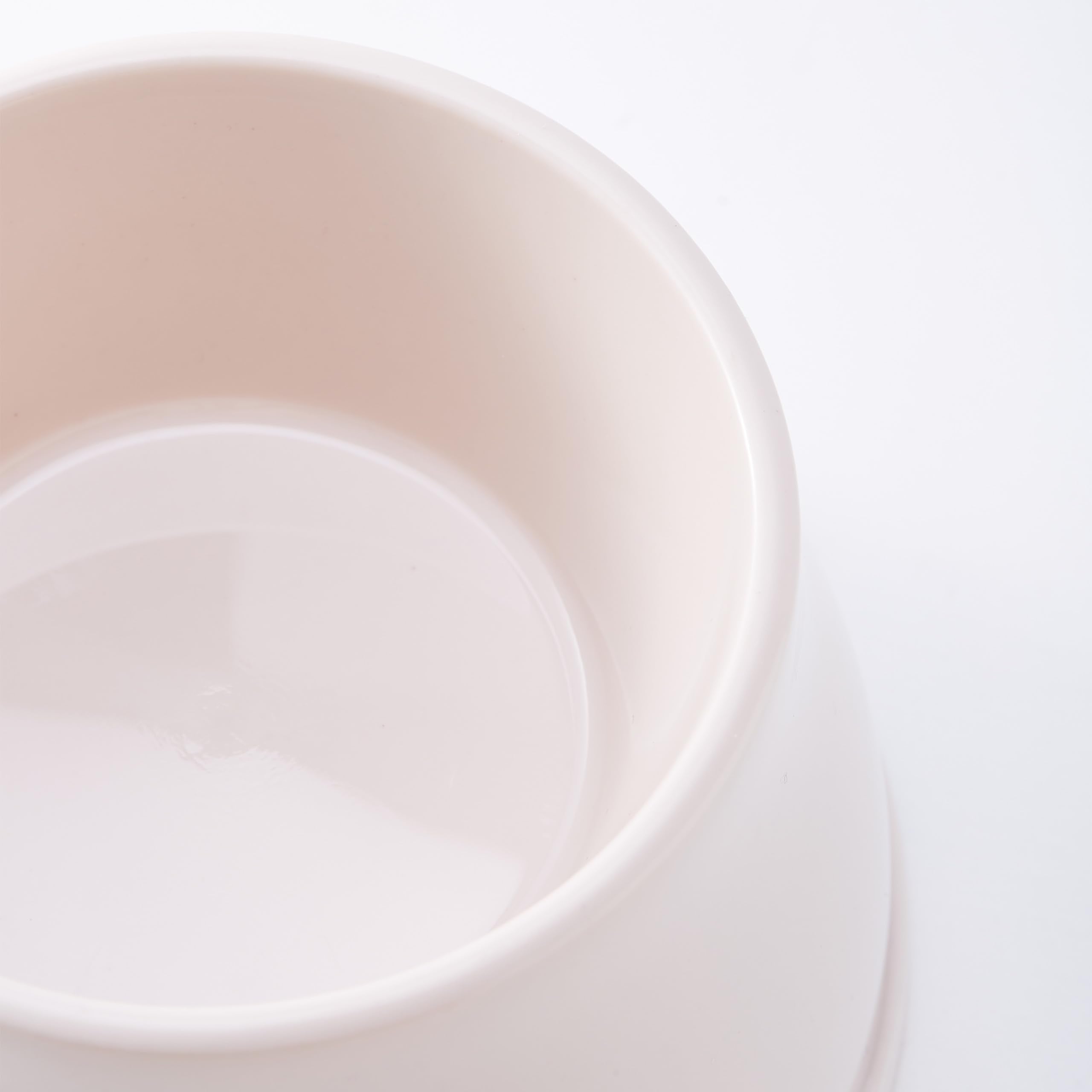 Lightweight yet durable Xylarnoveth bowls for home and travel