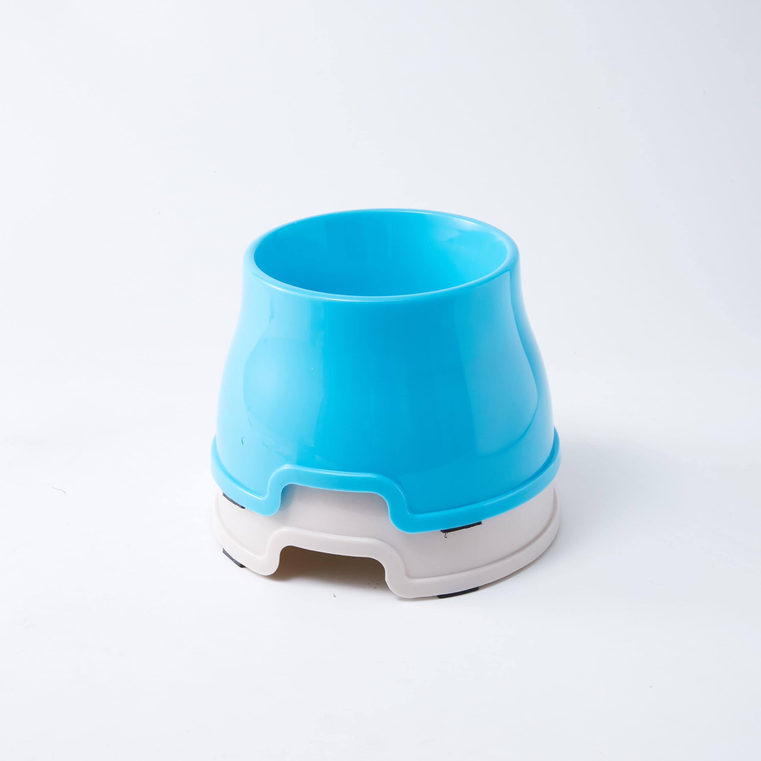 Multi-breed friendly long-eared dog bowls by Xylarnoveth