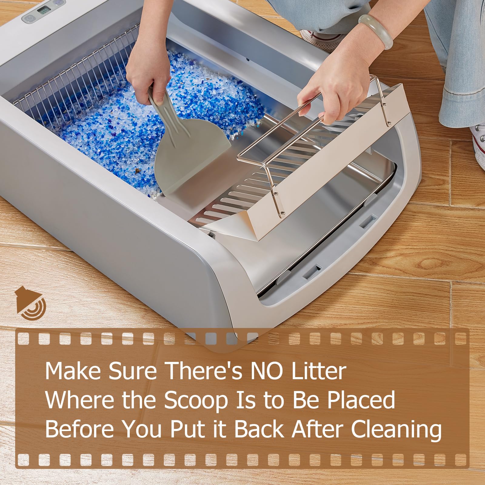 Yangbaga stainless steel litter scoop included for quick removal of waste