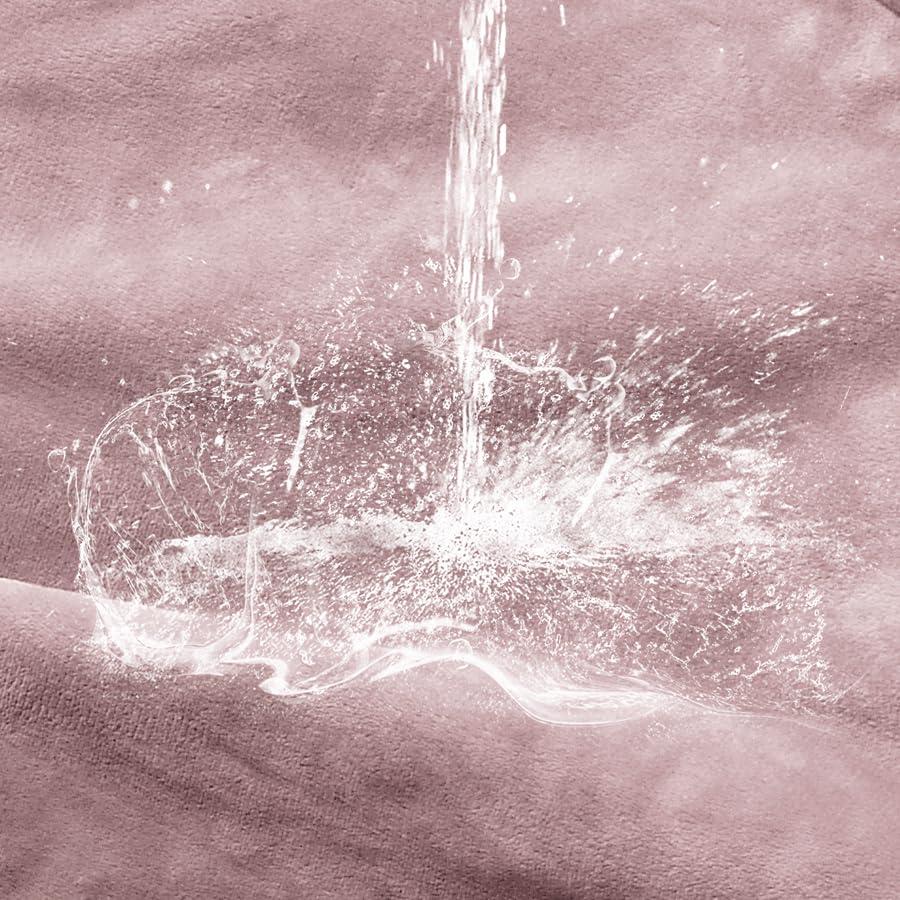 Yaning dusty pink stitched edges detail enhances durability.