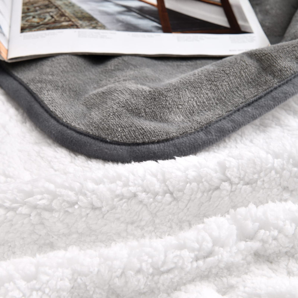 Yaning blanket demonstrates easy-care machine washing and quick drying.