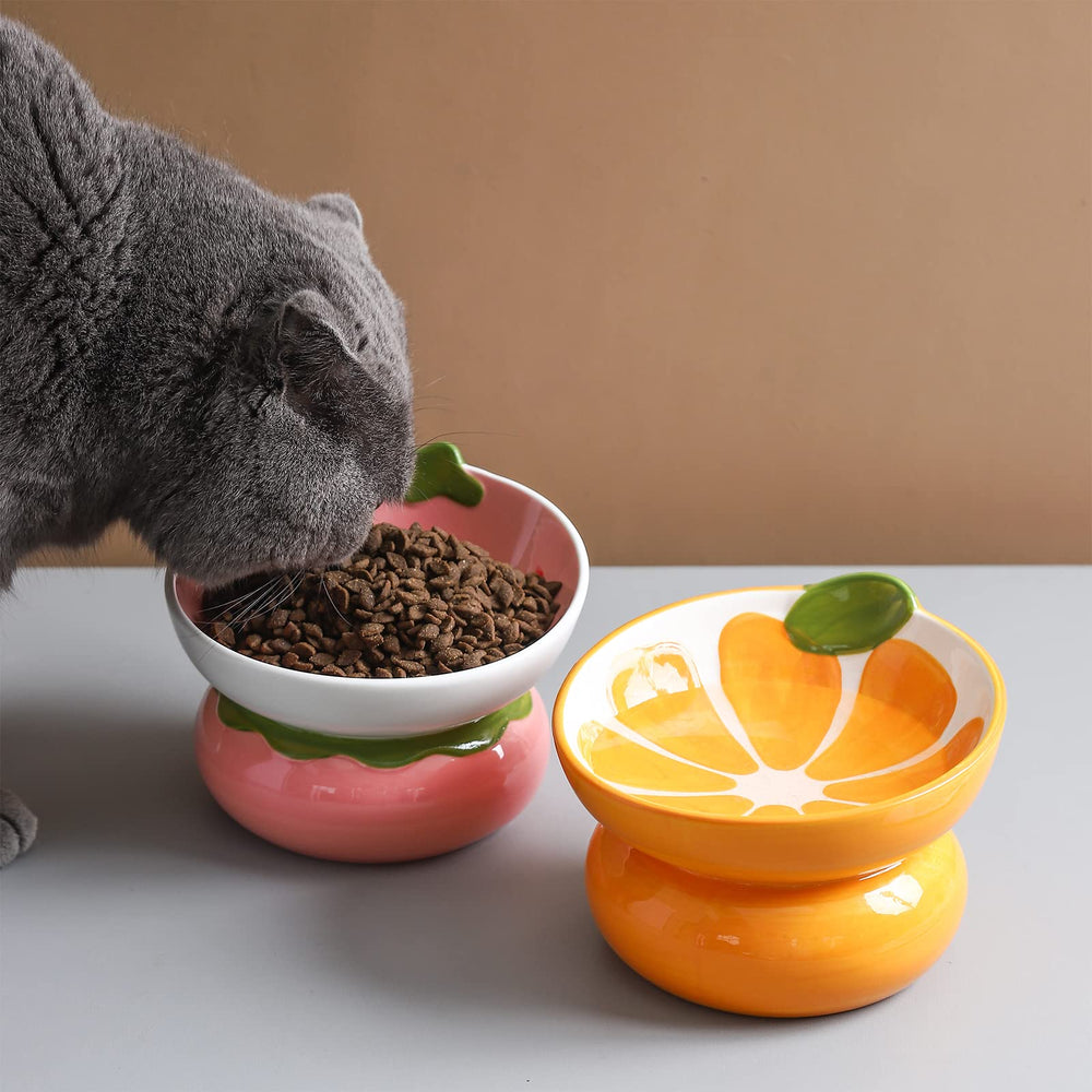 Yeexoxow stable, non-tip design helps prevent spills during busy mealtimes.