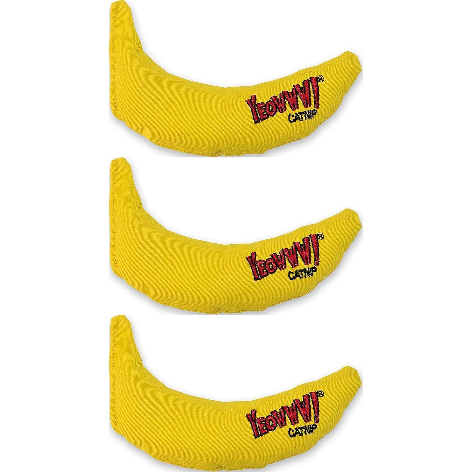 Yeowww! DuckyWorld banana catnip toy leaves invite active play.