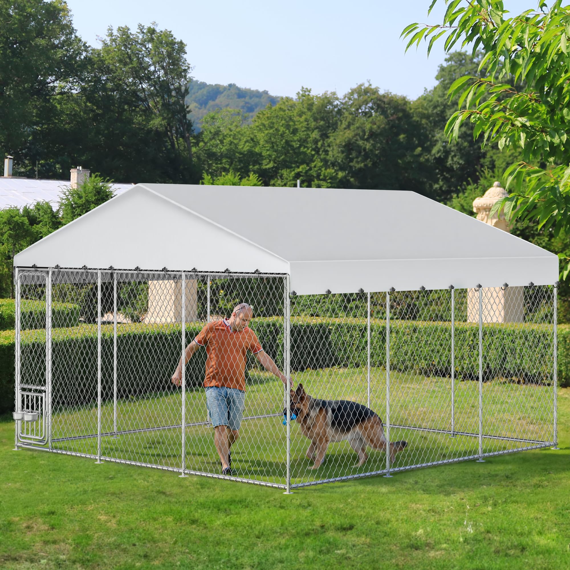YITAHOME kennel with UV-resistant cover protecting pets from rain and sun