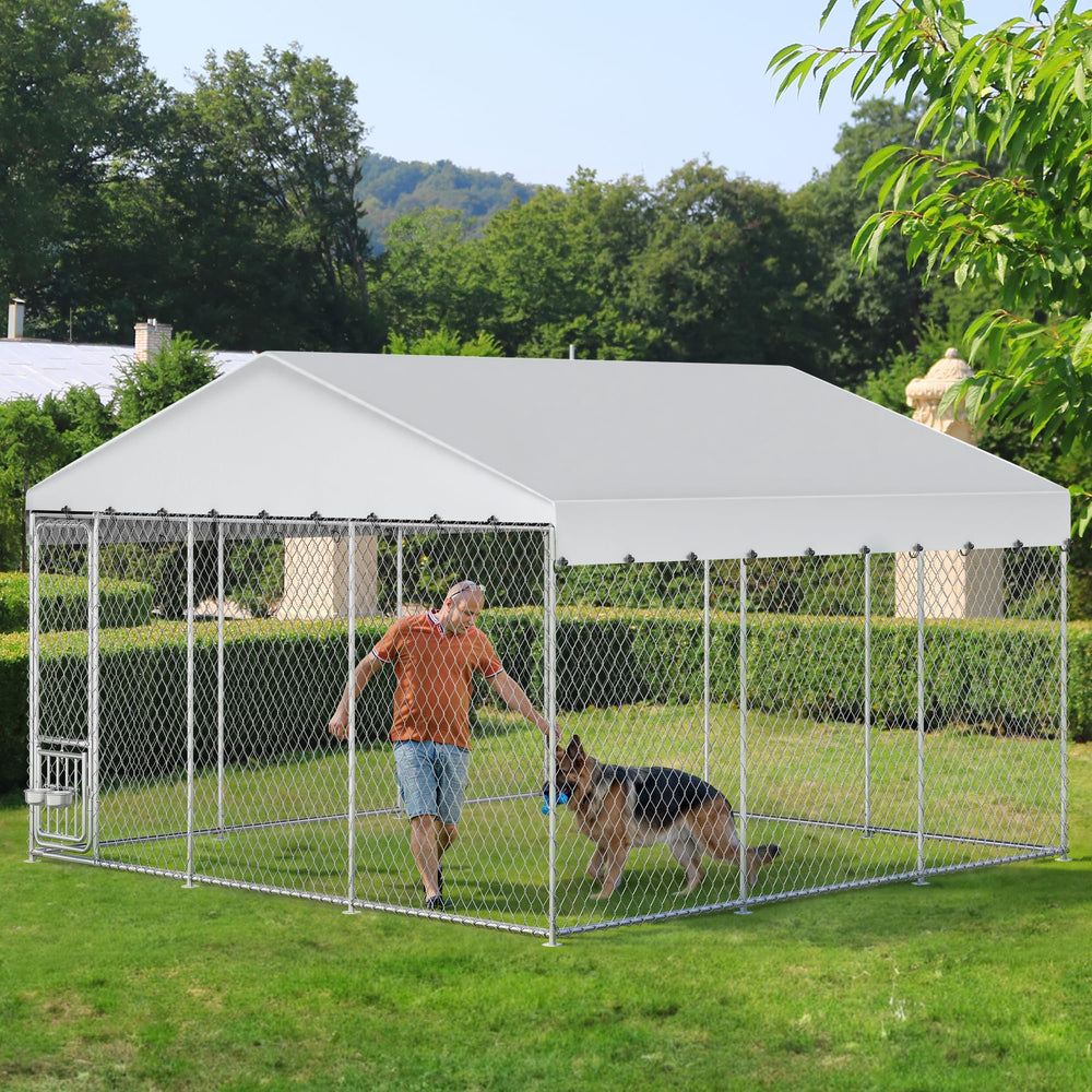 YITAHOME kennel with UV-resistant cover protecting pets from rain and sun