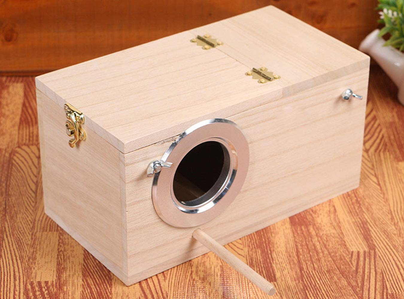 YJJKJ multi-bird nesting box spacious design supports shared nesting.