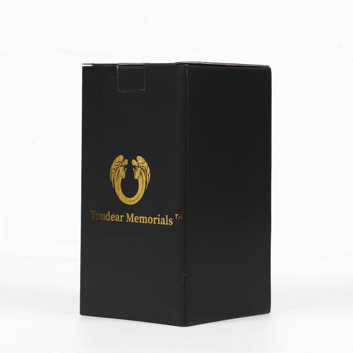 A thoughtful gift: Youdear Memorials purple urn honors a cherished pet.