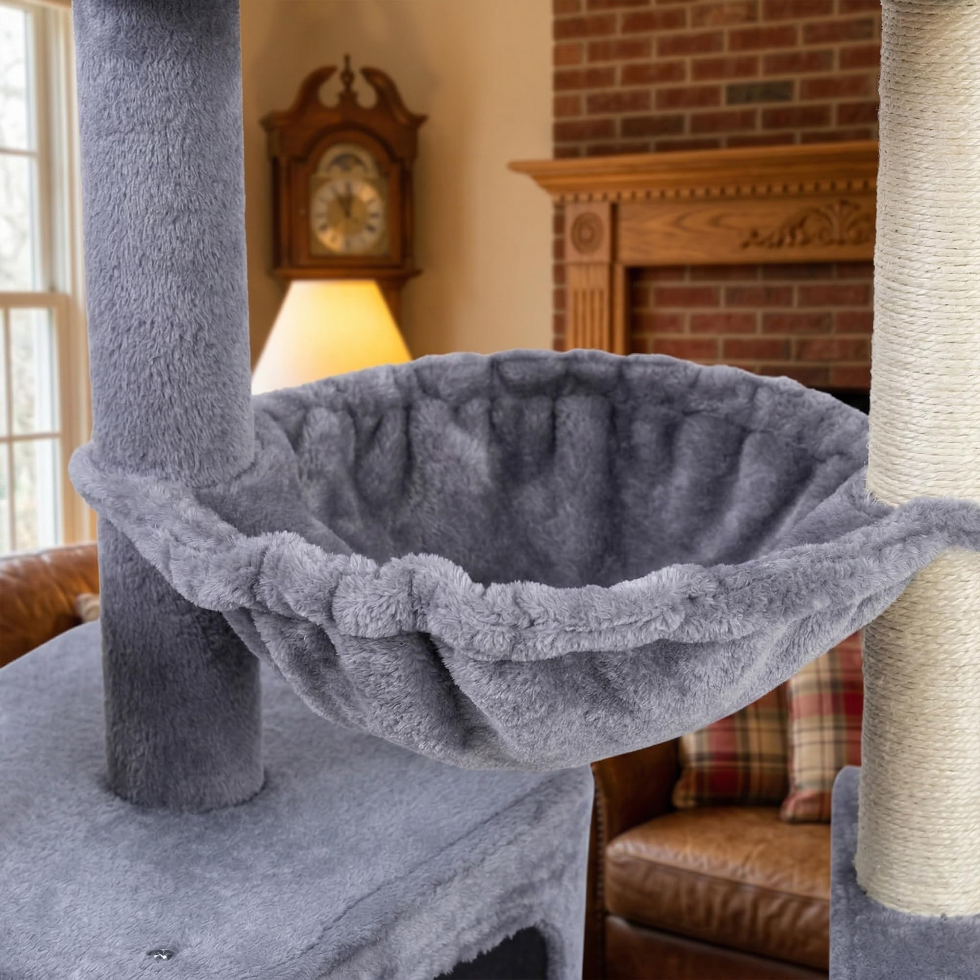 YOUPETSER cat tree sisal scratching posts promote durable scratching and furniture protection.