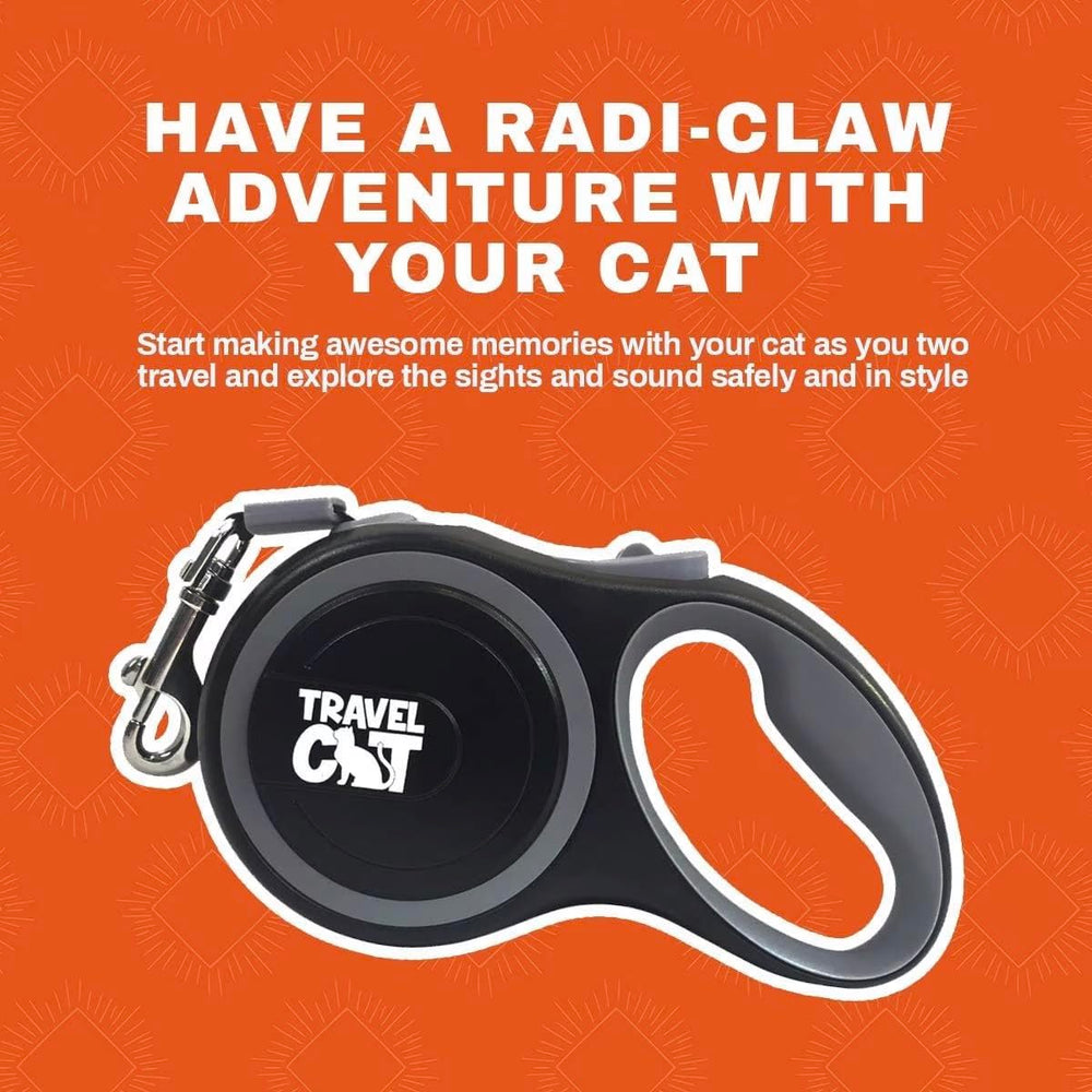 Your Cat Backpack leash features a 360-degree rotating snap clip for flexible movement.