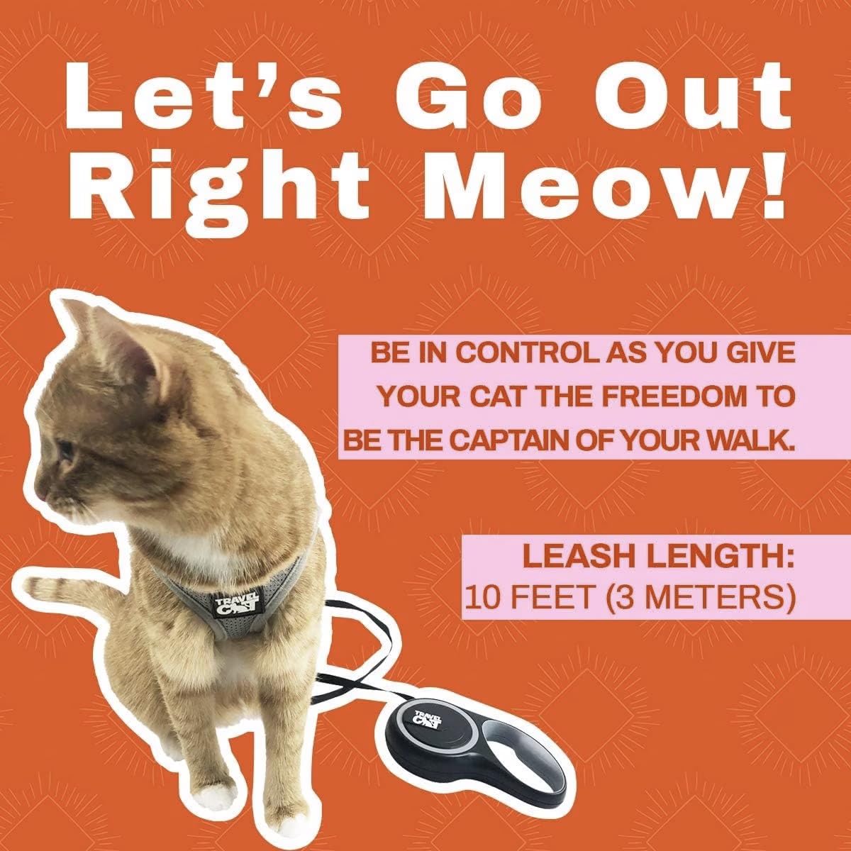 Your Cat Backpack leash suitable for small to large cats during outdoor outings.