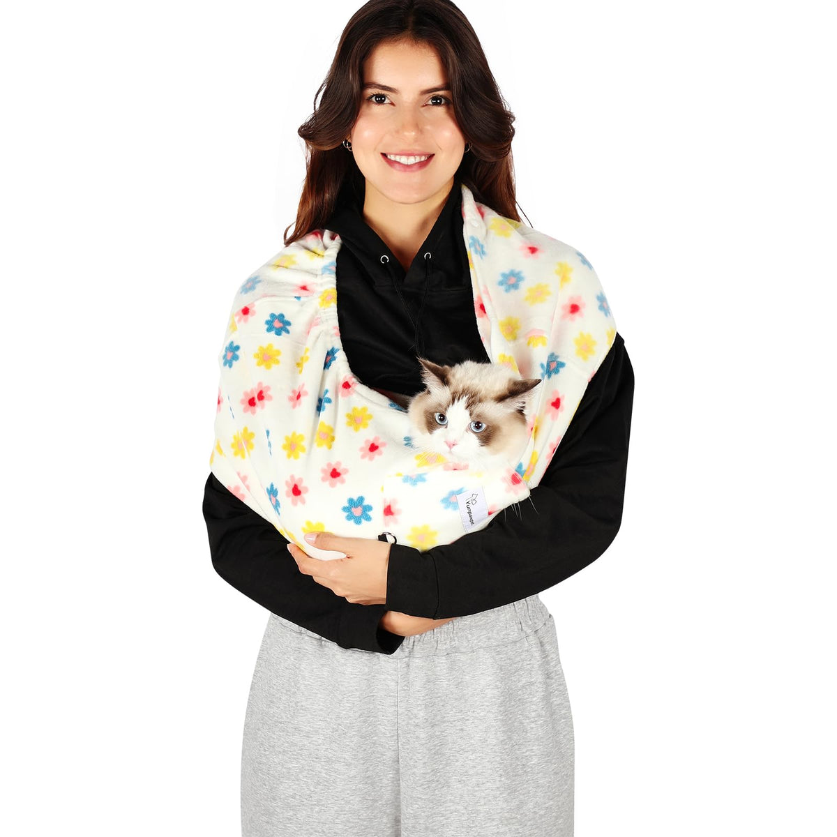 Yunpawpet hands-free cat sling for secure, comfy outings with your pet.