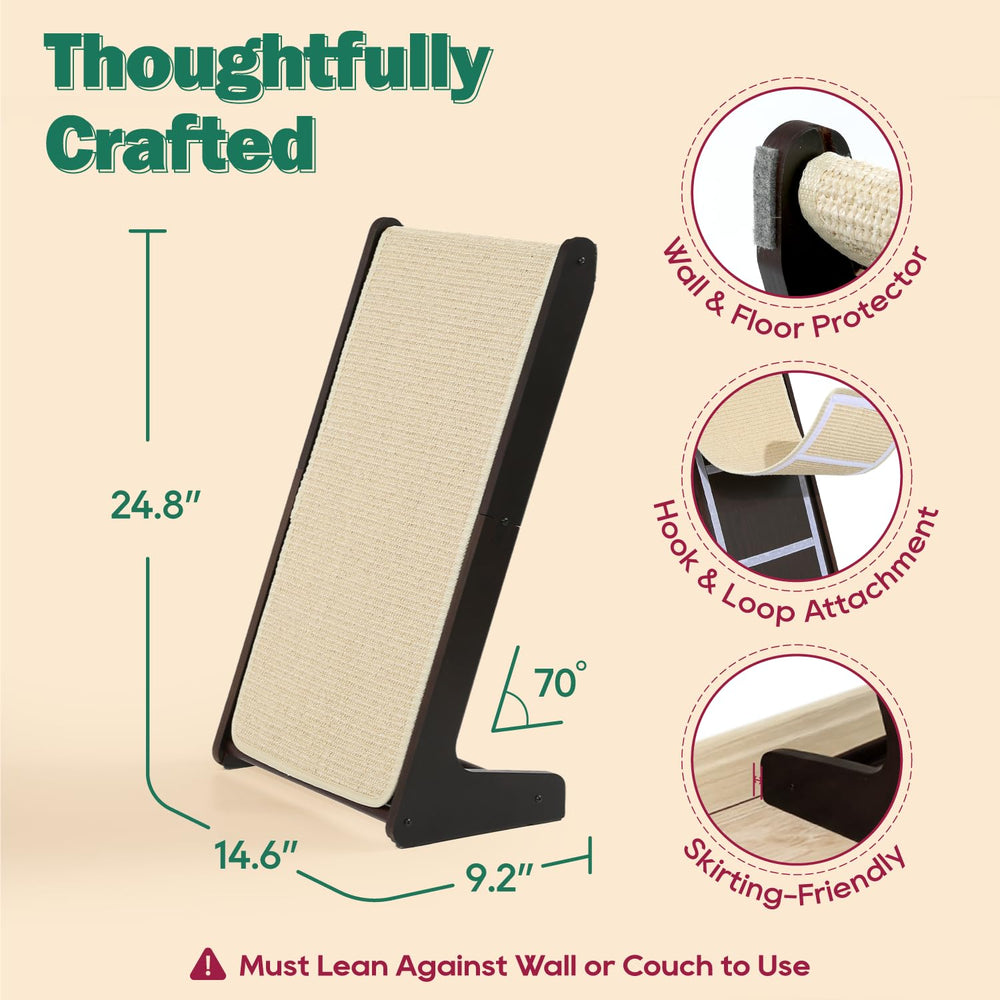 Zakkart scratcher leaning against wall is easy to place and saves space.