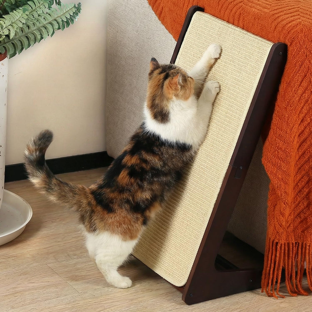 Zakkart L-shaped scratcher vertical 70° pose offers sturdy furniture protection for cats.