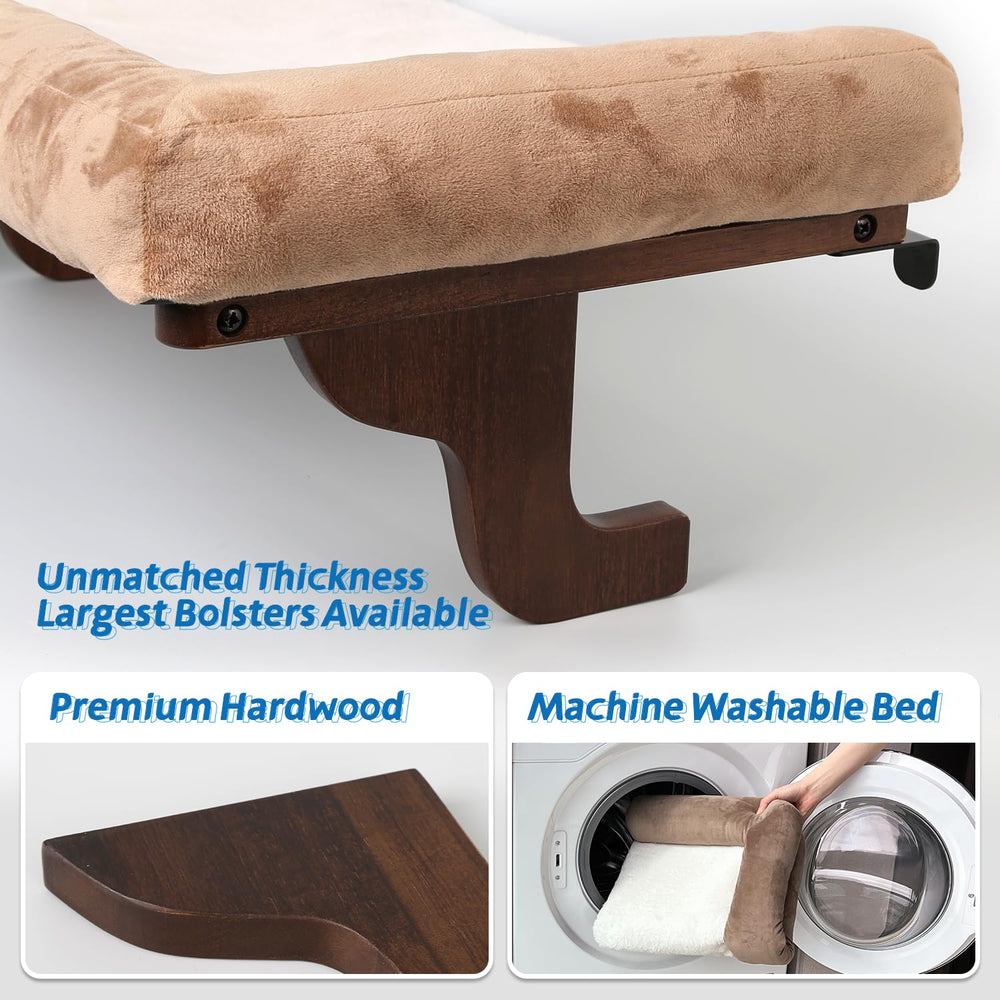 Zakkart machine-washable bed being detached for cleaning.