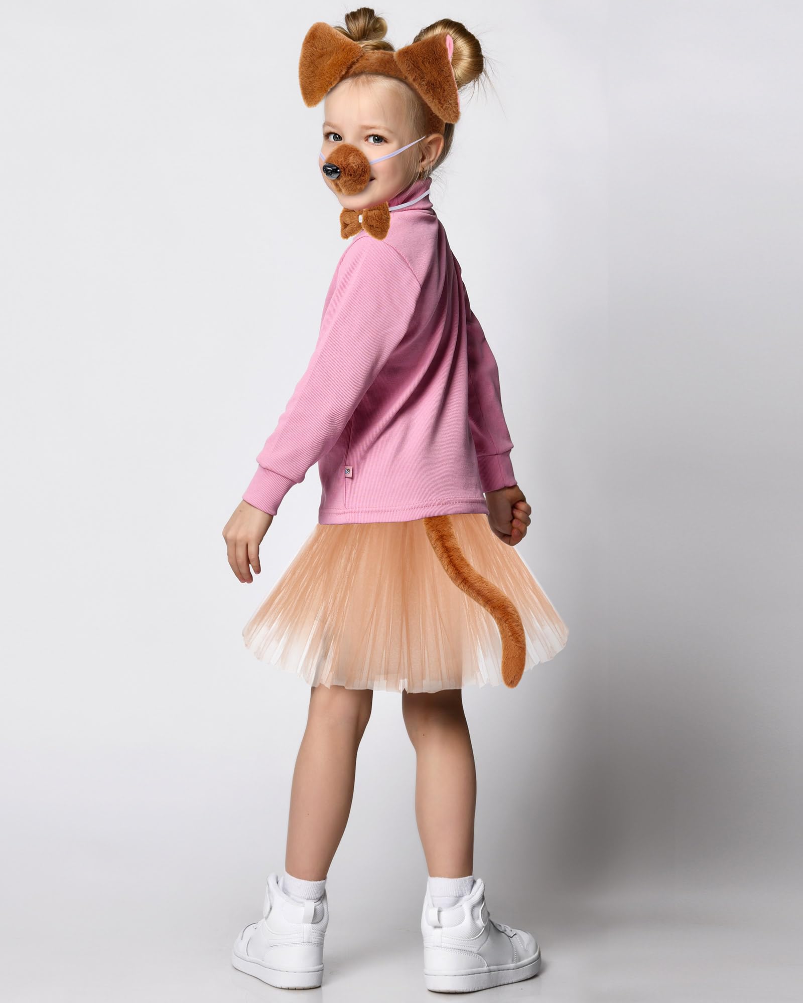 Zhanmai dog paw gloves provide a snug, flexible finish for small hands.