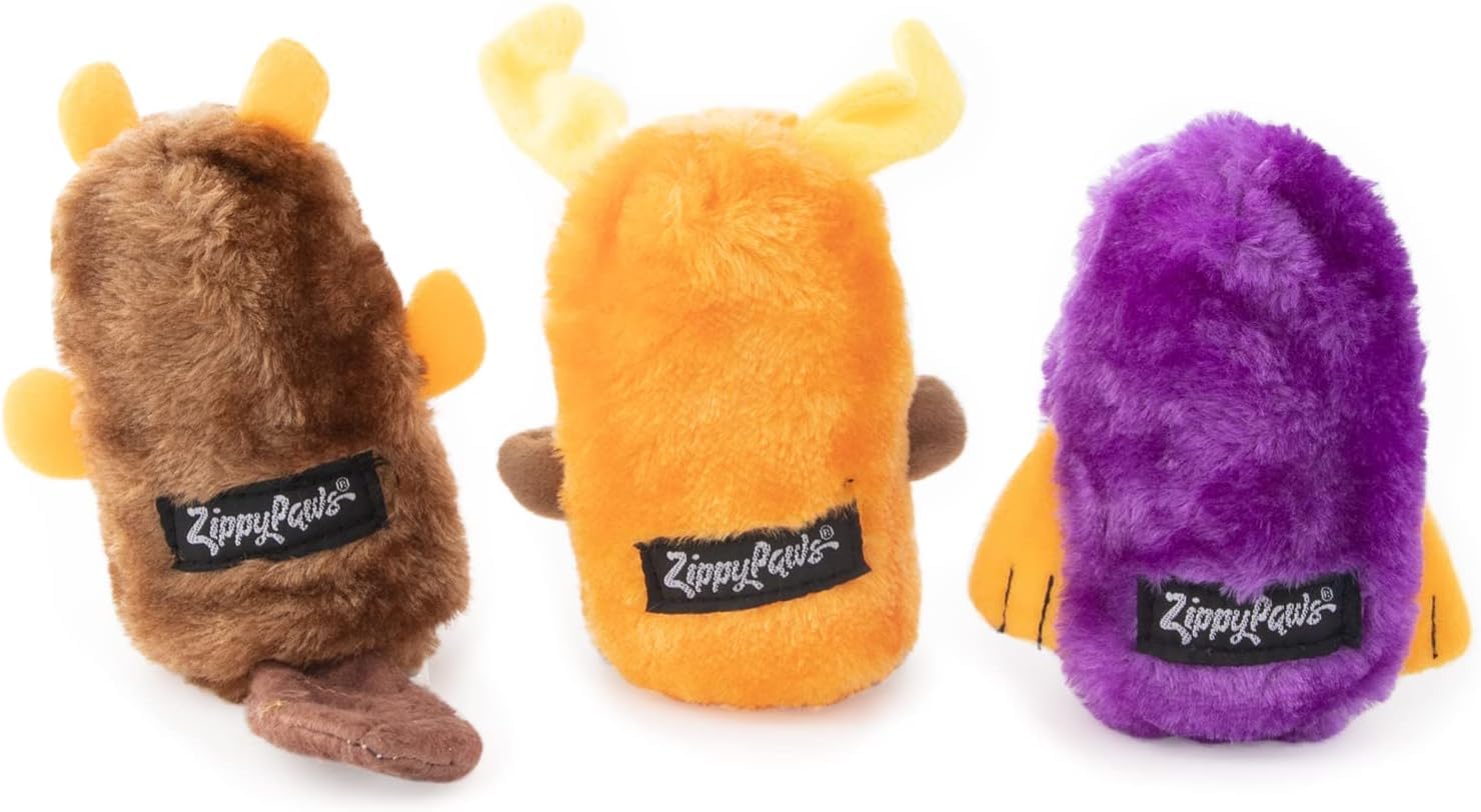 ZippyPaws Squeakie Buddies Moose toy for playful chewing and engagement.