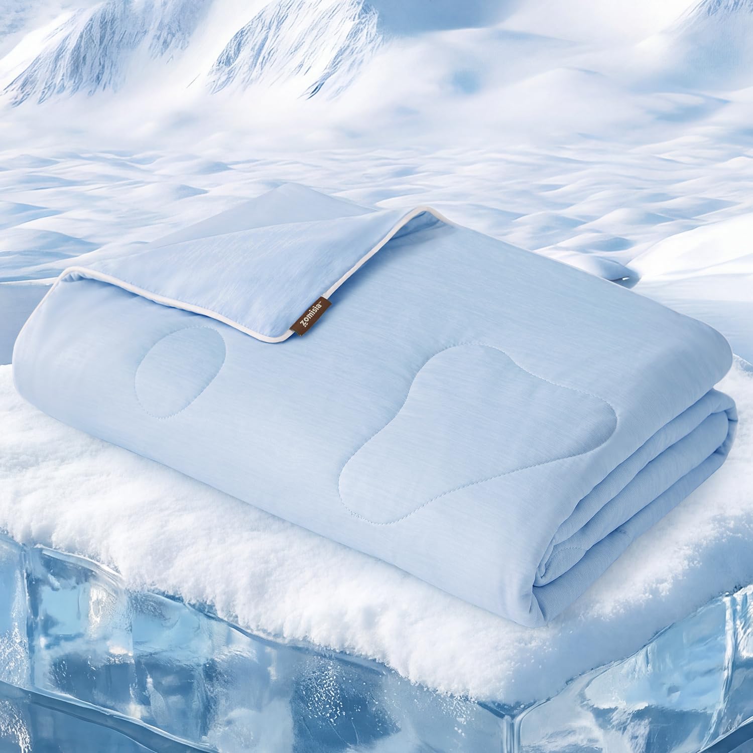 ZOMISIA cooling blanket for large dogs in blue keeps pets cool on hot days.