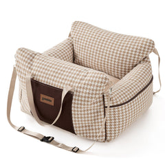 ZOMISIA dog seat front view for safe car journeys