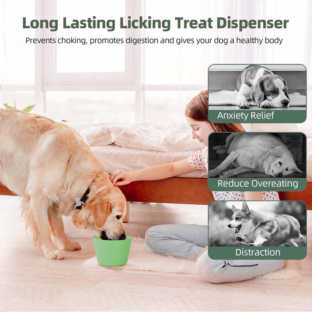 ZOURYNUA frozen-treat setup demonstrates extended licking interaction