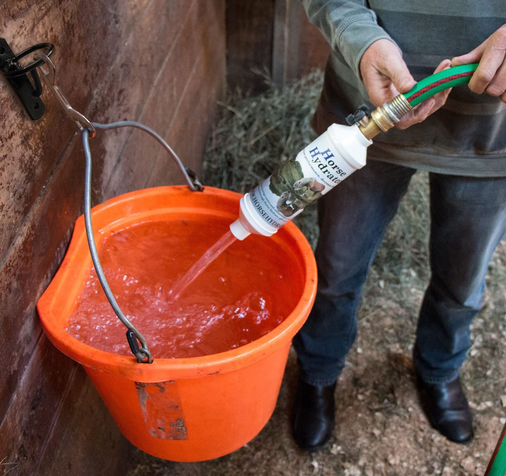 ZRruowin black wall hook resists weather for grain or water buckets
